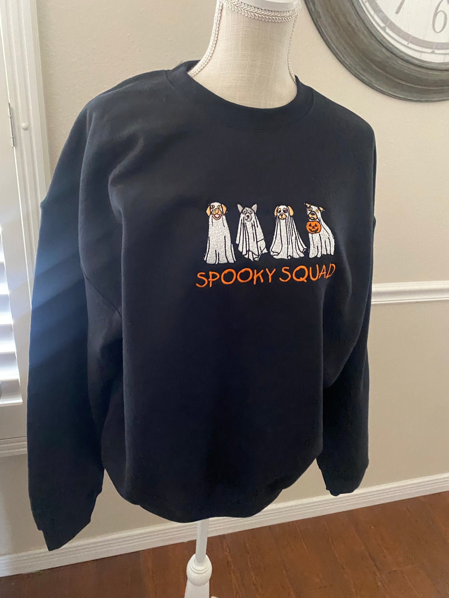 Halloween embroidered Sweatshirt